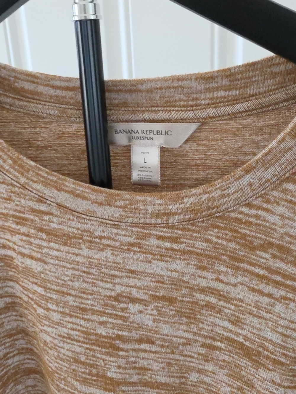 Banana Republic LuxeSpun Heathered Mustard and Cream Crewneck